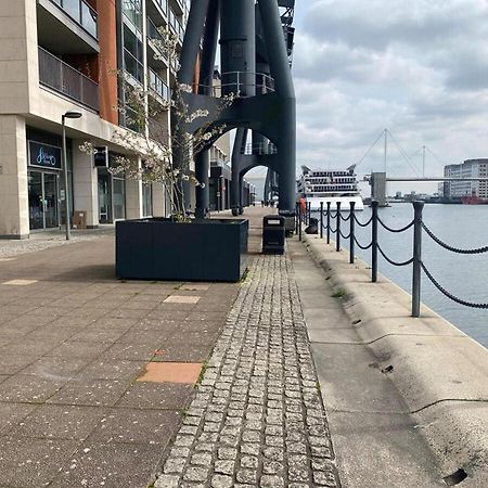 Royal Docks Luxury 3 Bedroom Apartment London Luaran gambar