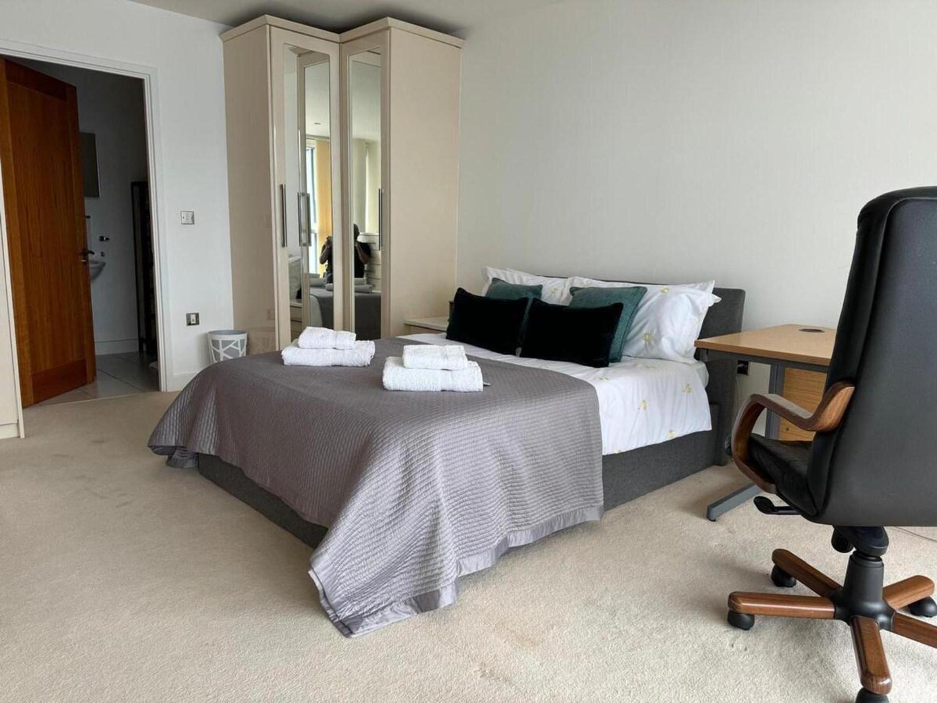 Royal Docks Luxury 3 Bedroom Apartment London Luaran gambar