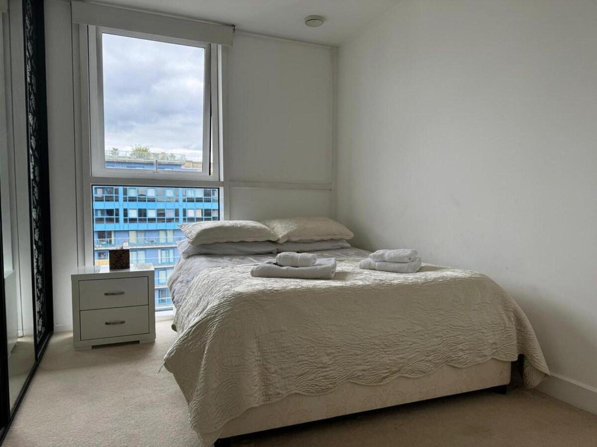 Royal Docks Luxury 3 Bedroom Apartment London Luaran gambar